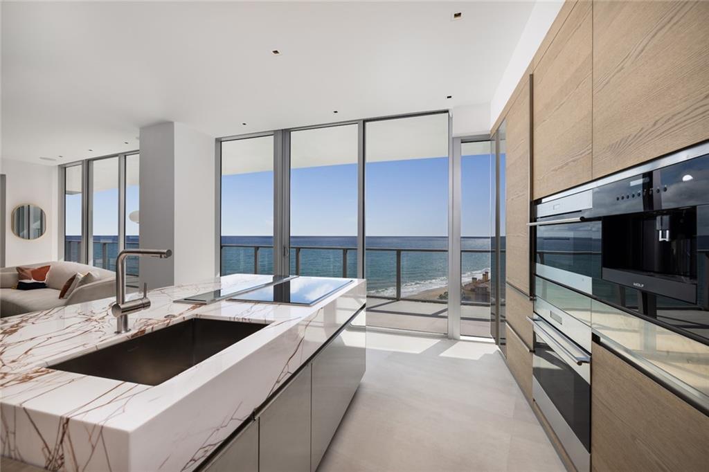 AUBERGE BEACH RESIDENCES - Residential