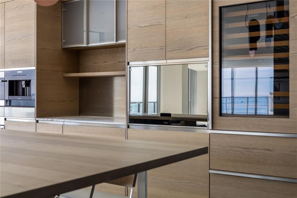 AUBERGE BEACH RESIDENCES - Residential