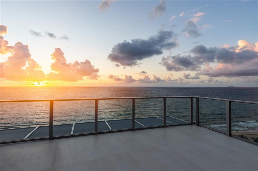 AUBERGE BEACH RESIDENCES - Residential