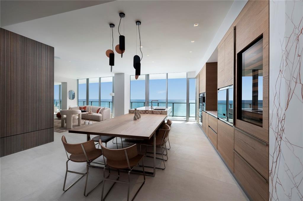 AUBERGE BEACH RESIDENCES - Residential