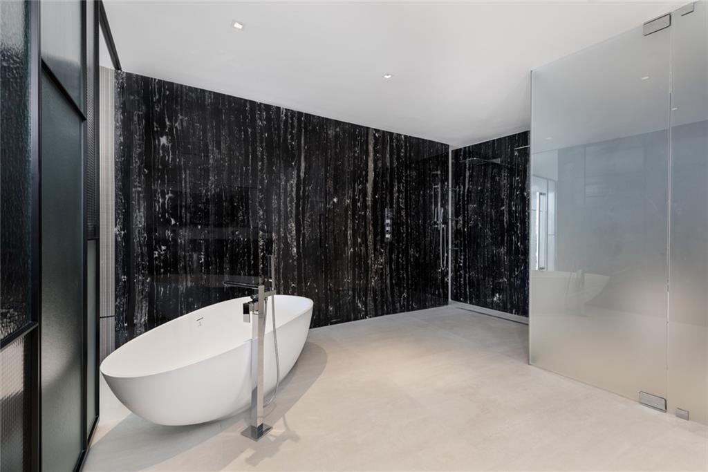 AUBERGE BEACH RESIDENCES - Residential