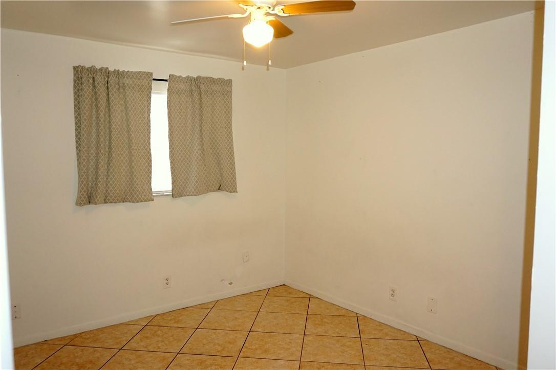 Courts at Oakland Park - Residential