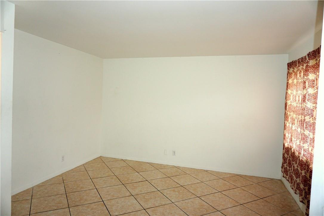 Courts at Oakland Park - Residential