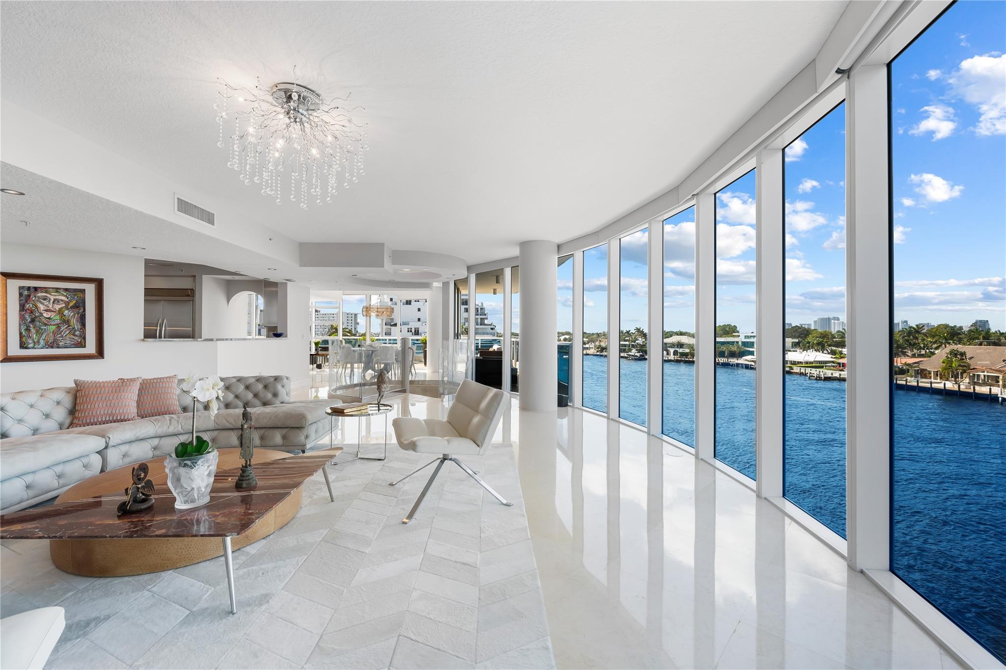 La Rive - Residential