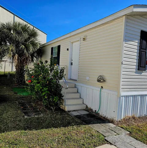 6 N Loafing Street, Hypoluxo, FL 33462 - MLS#: R11052826