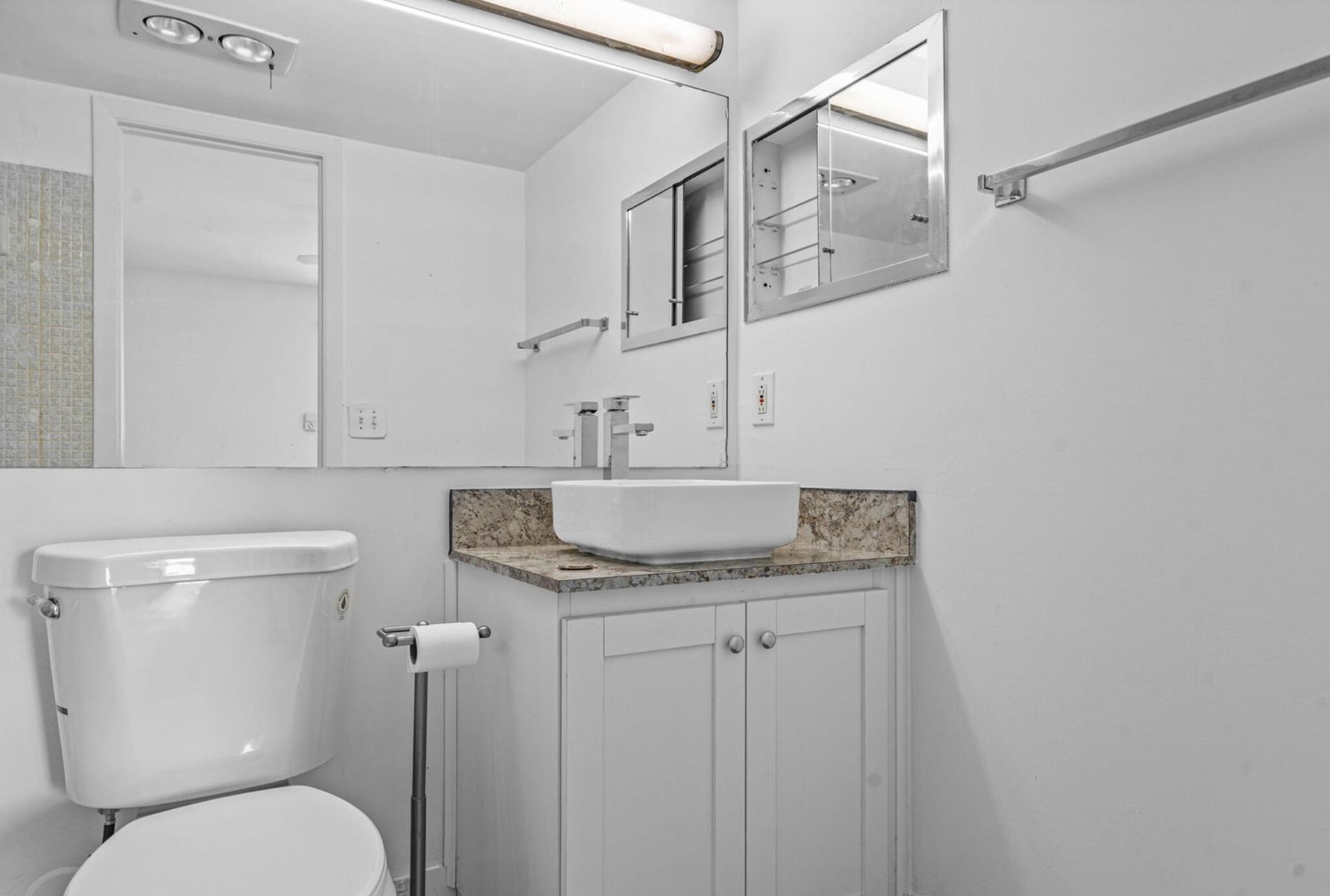 CAMBRIDGE B CONDO - Residential
