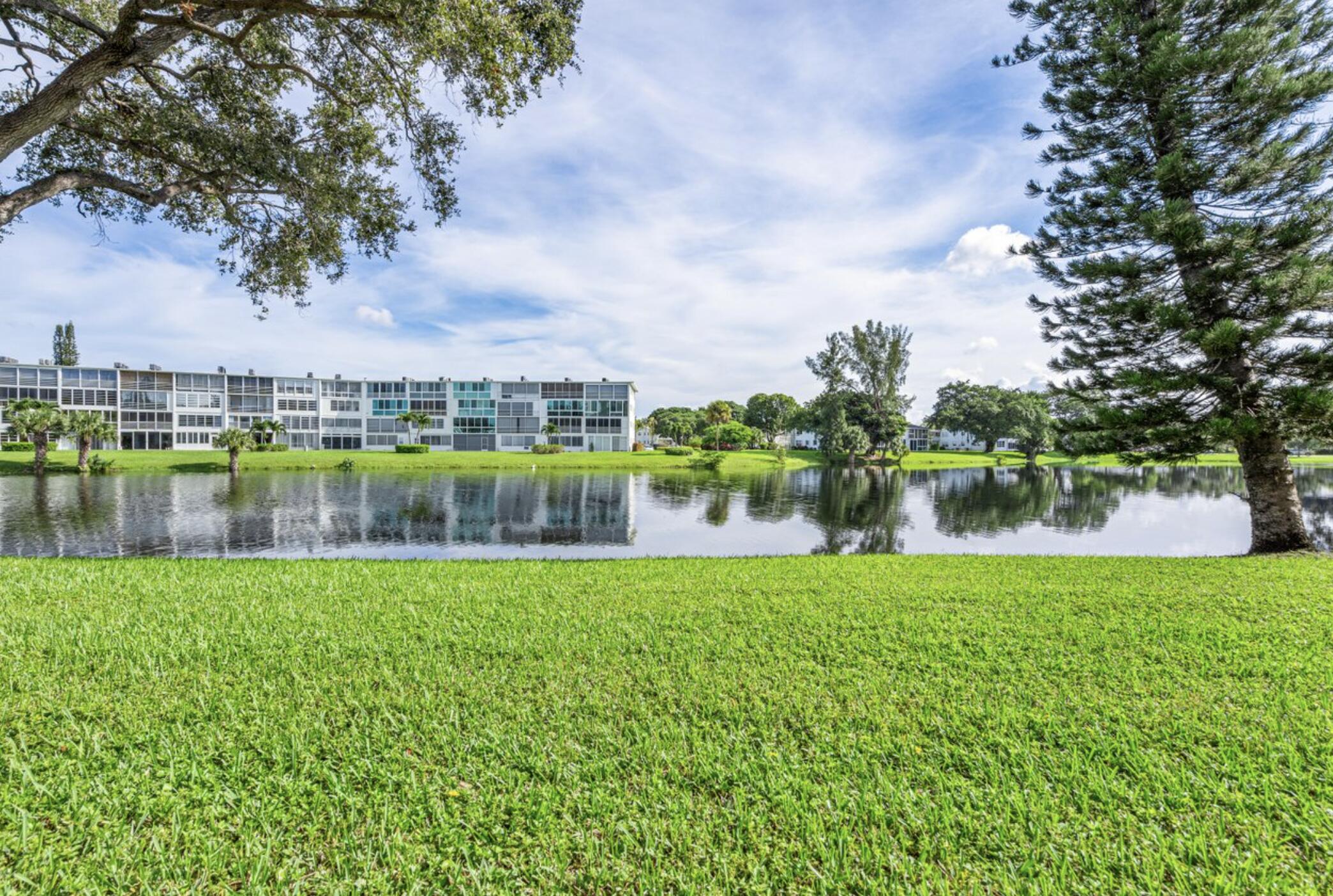 CAMBRIDGE B CONDO - Residential