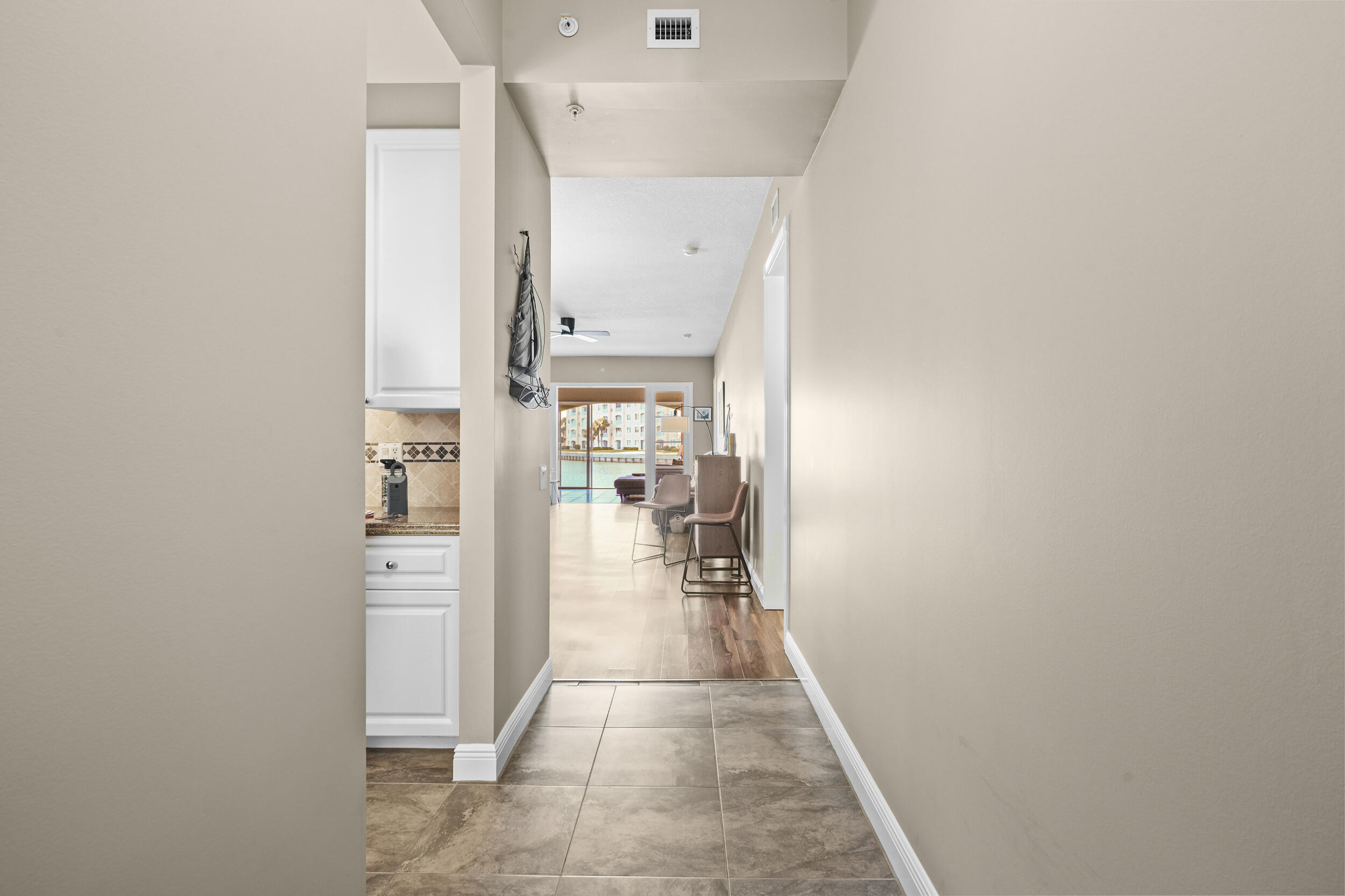 HARBOUR ISLE AT HUTCHINSON ISLAND WEST - Residential