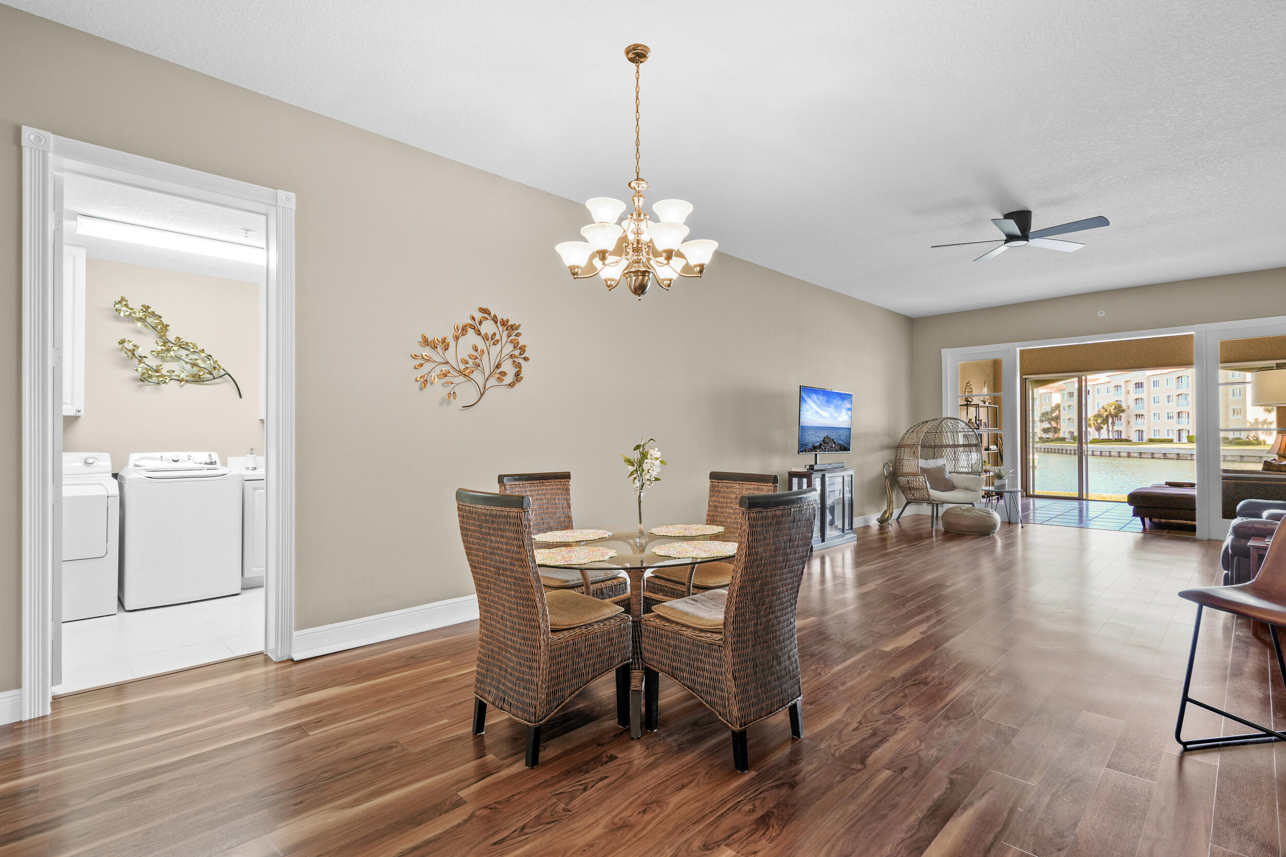 HARBOUR ISLE AT HUTCHINSON ISLAND WEST - Residential