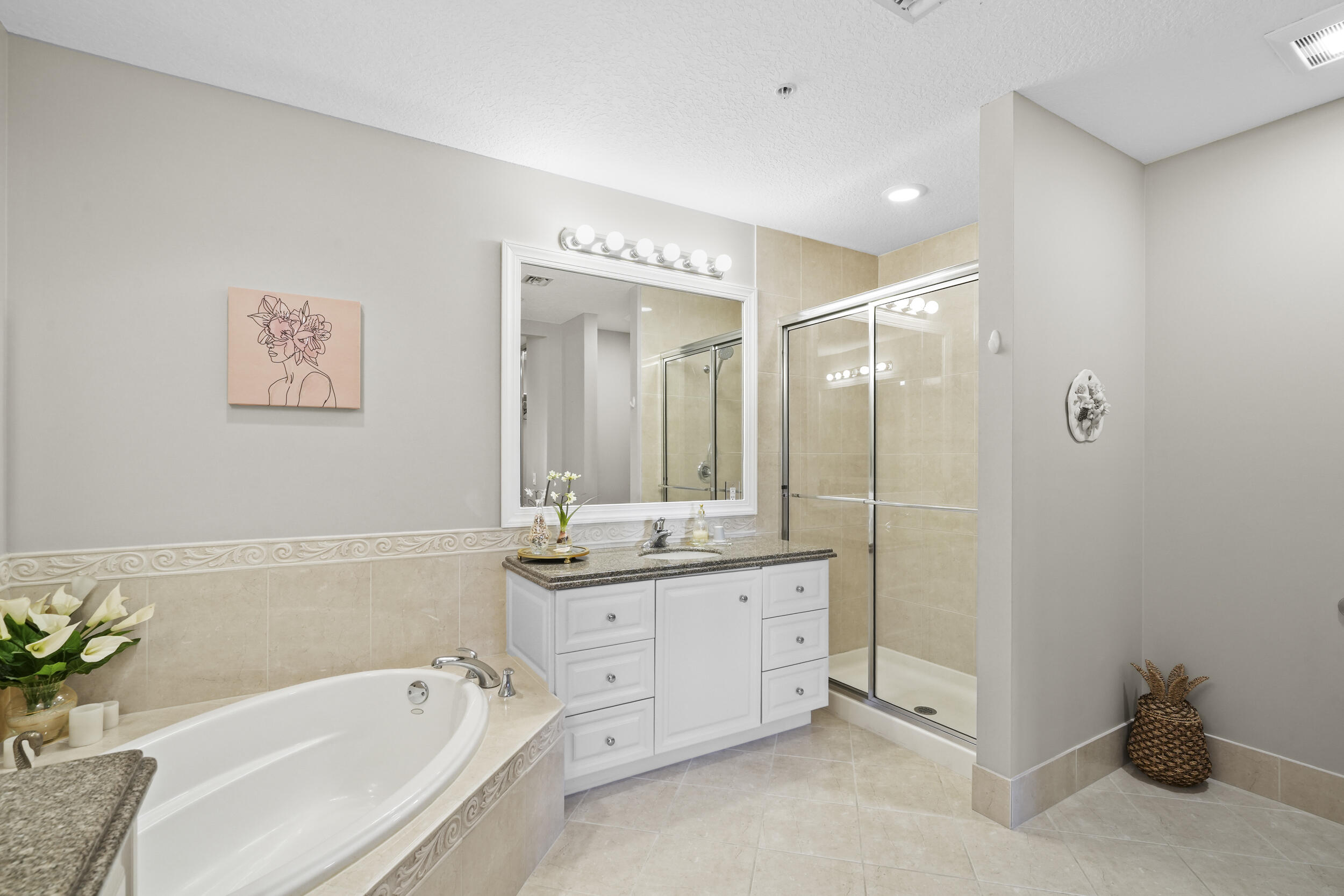 HARBOUR ISLE AT HUTCHINSON ISLAND WEST - Residential