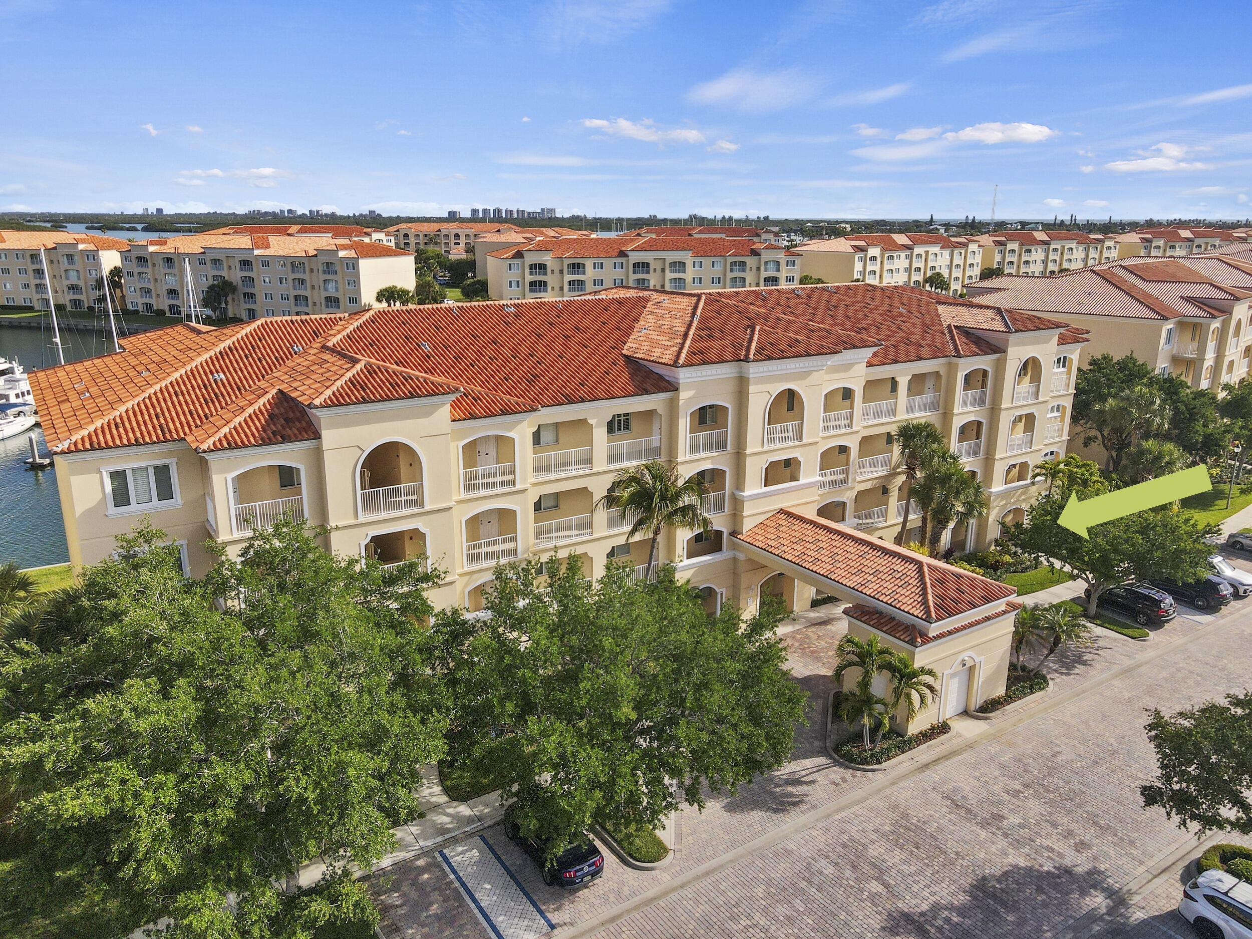 16 W Harbour Isle Dr Drive W 106