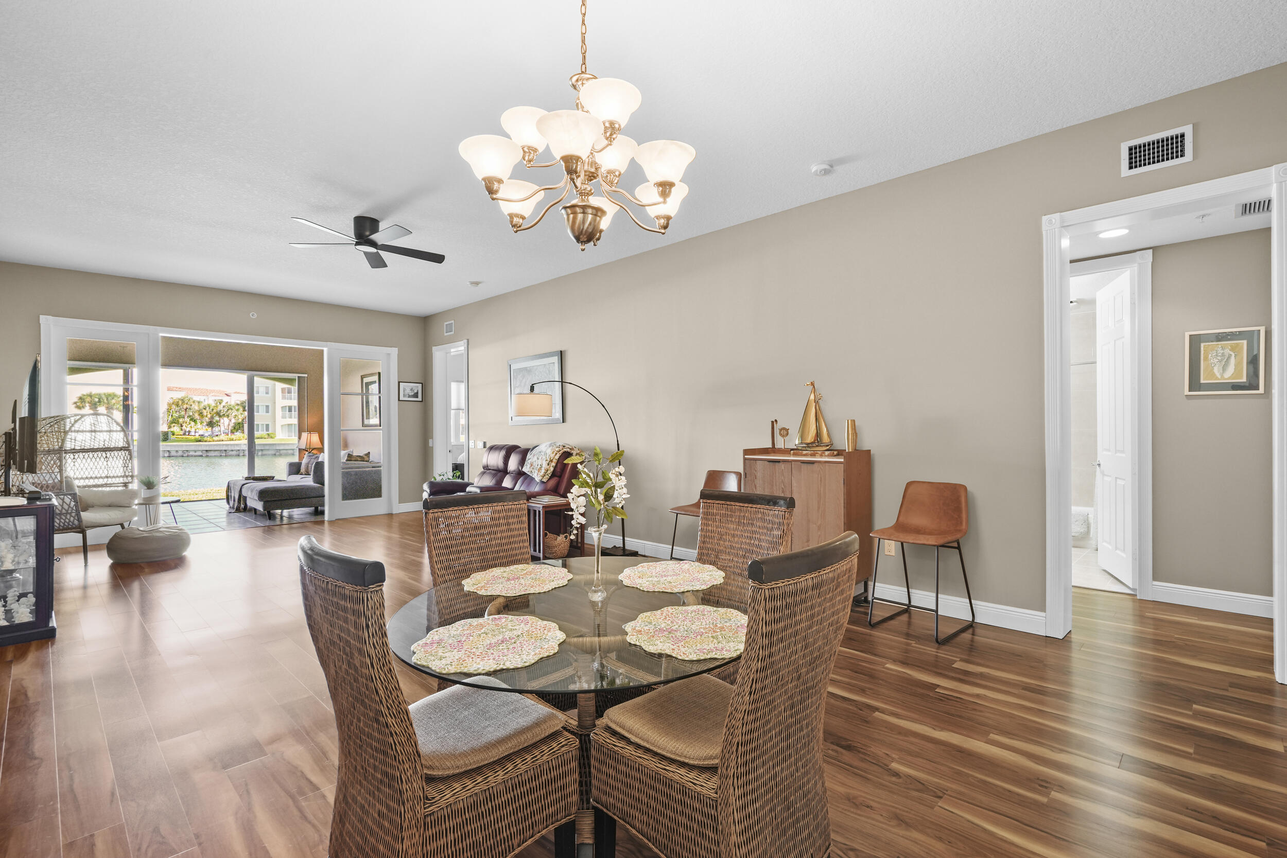 HARBOUR ISLE AT HUTCHINSON ISLAND WEST - Residential