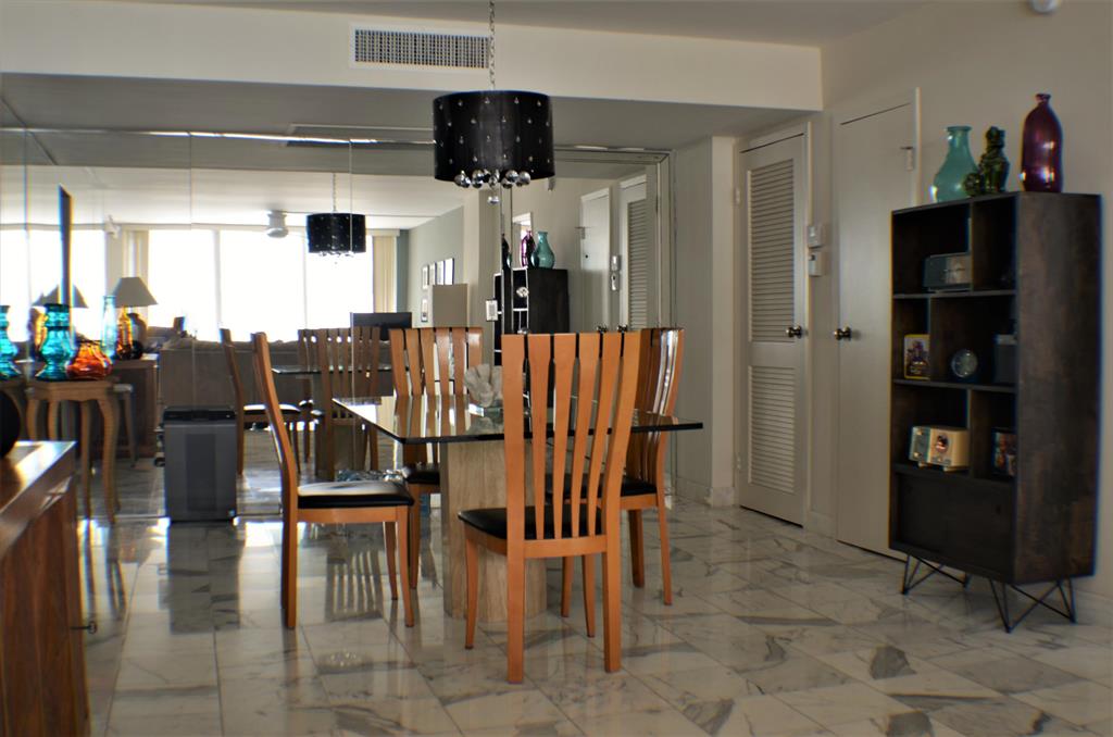 Barclay Condominium - Residential