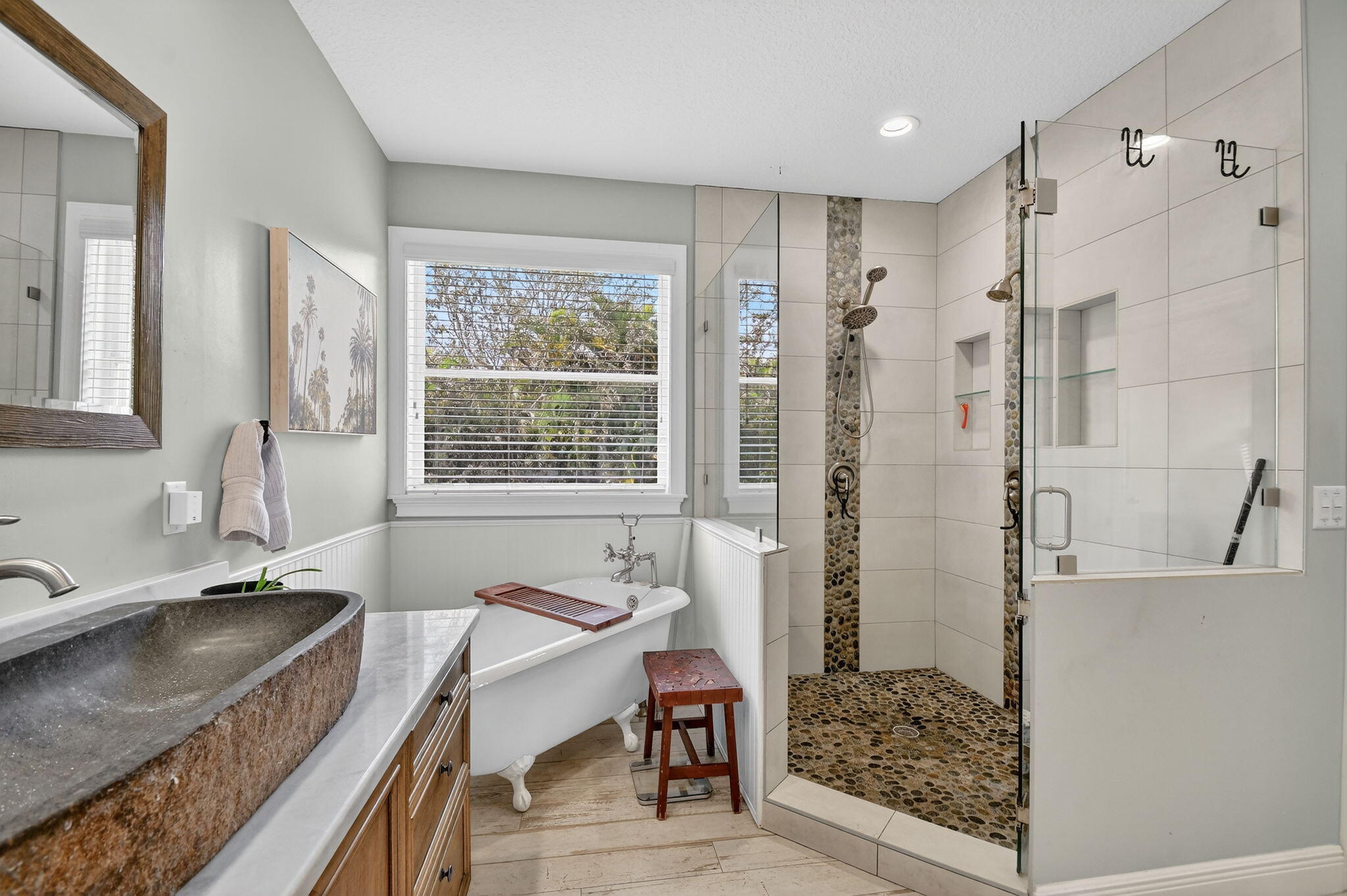 JOURNEYS END 1 - Residential