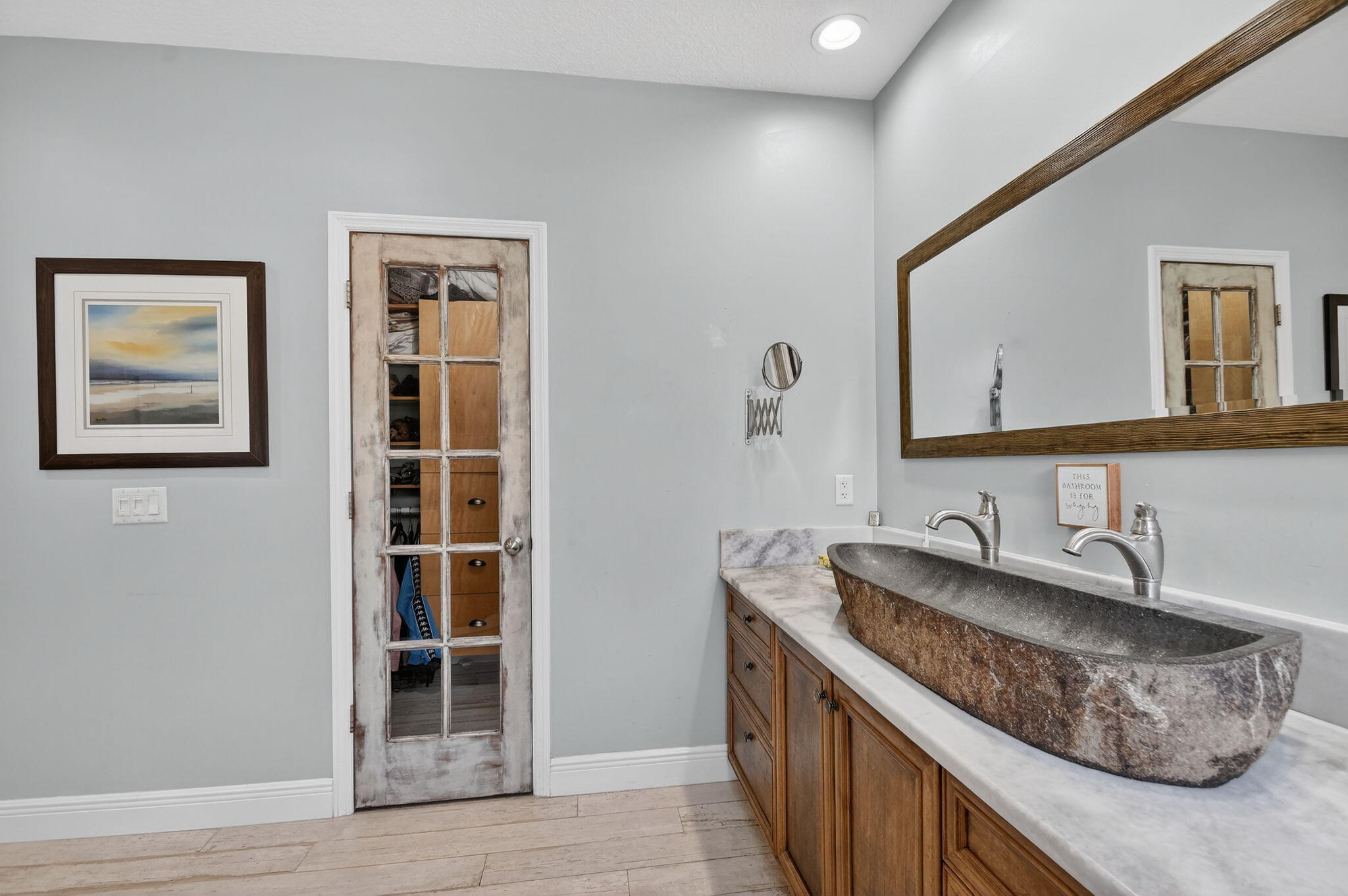 JOURNEYS END 1 - Residential