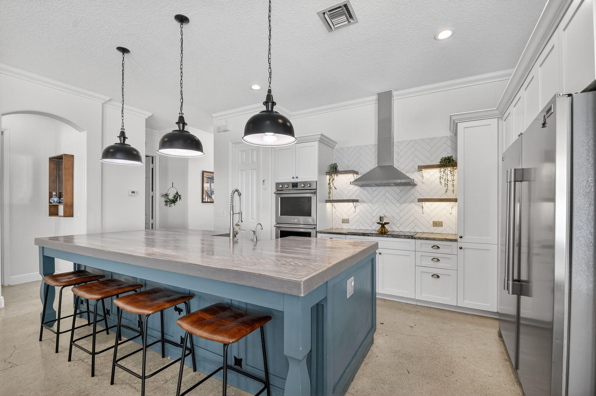 JOURNEYS END 1 - Residential