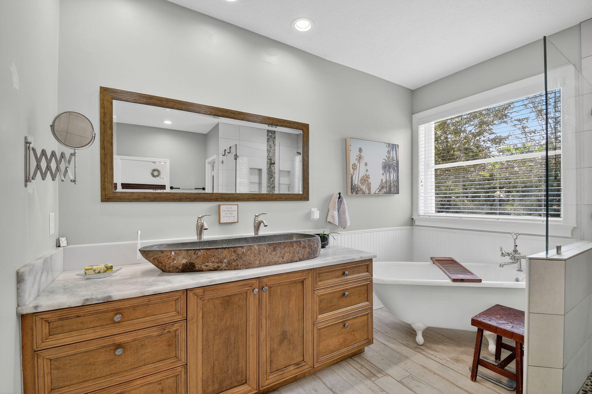 JOURNEYS END 1 - Residential