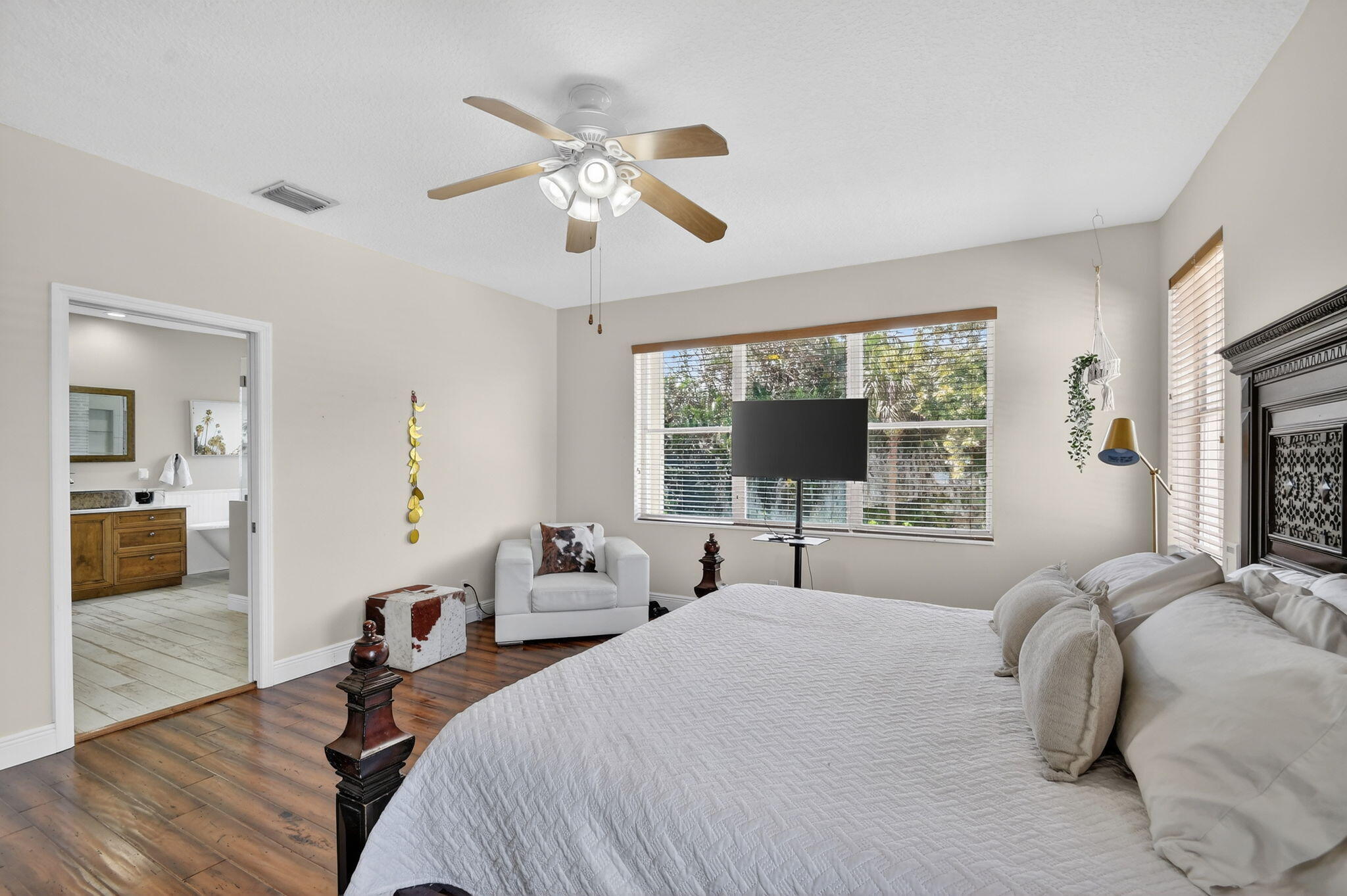 JOURNEYS END 1 - Residential