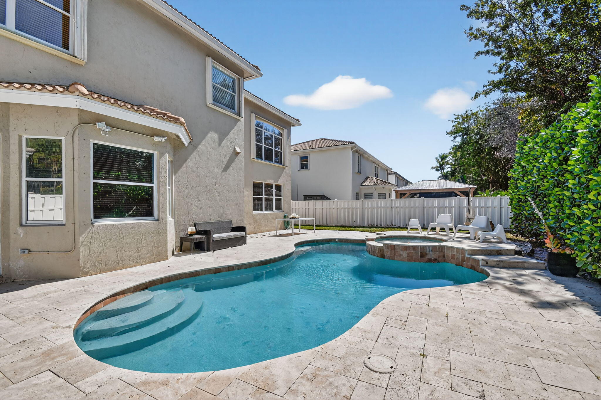 JOURNEYS END 1 - Residential