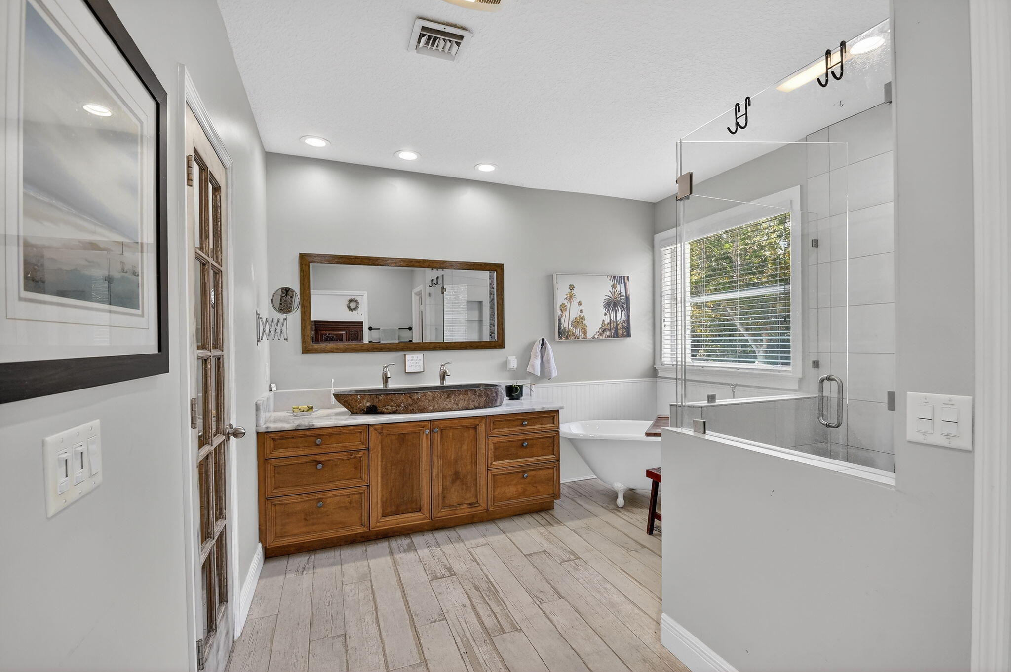 JOURNEYS END 1 - Residential