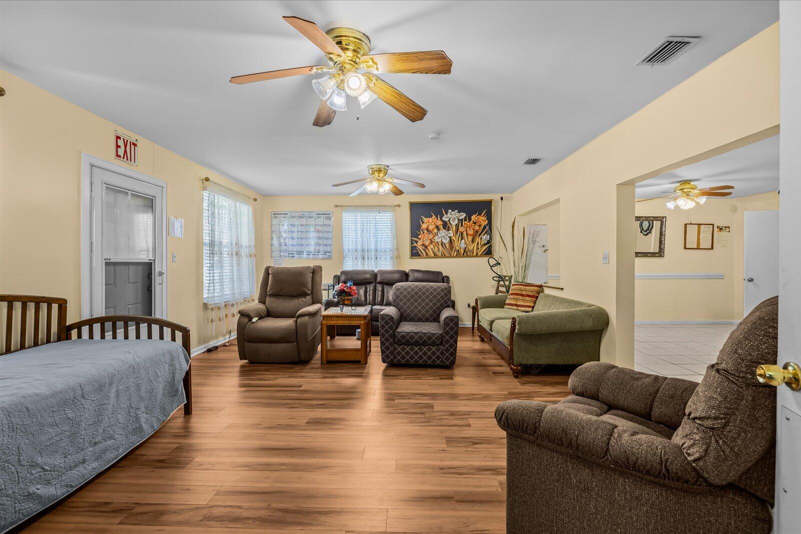 PORT ST LUCIE SECTION 49 - Residential