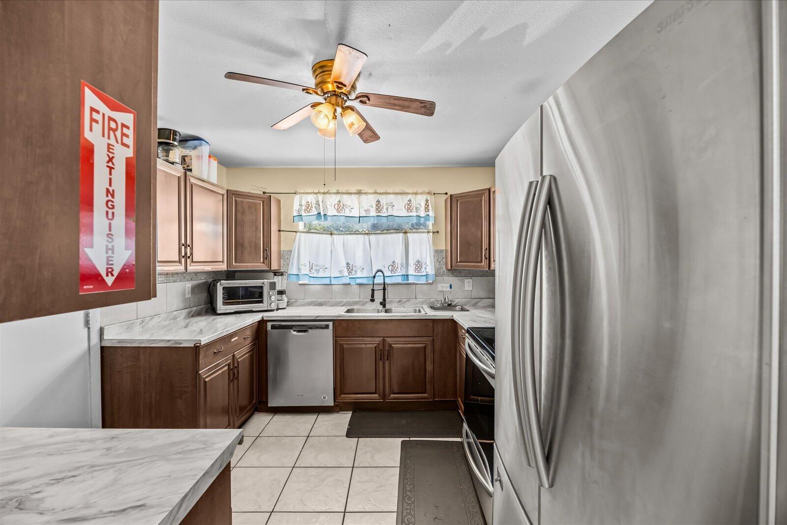 PORT ST LUCIE SECTION 49 - Residential