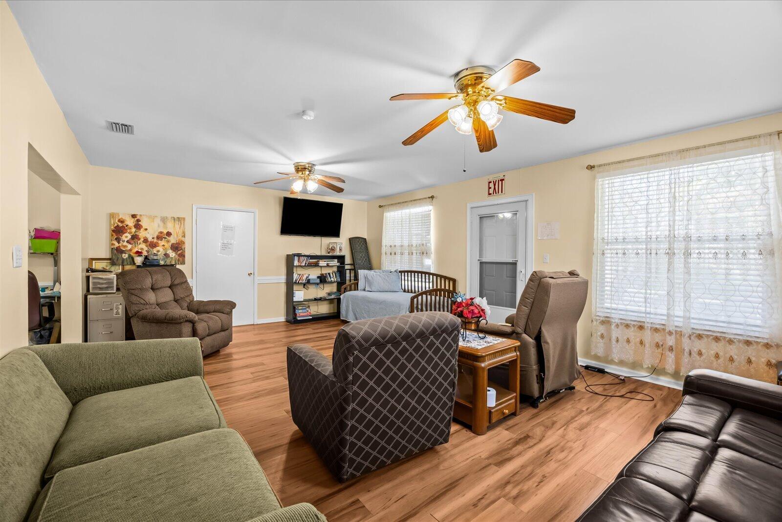 PORT ST LUCIE SECTION 49 - Residential