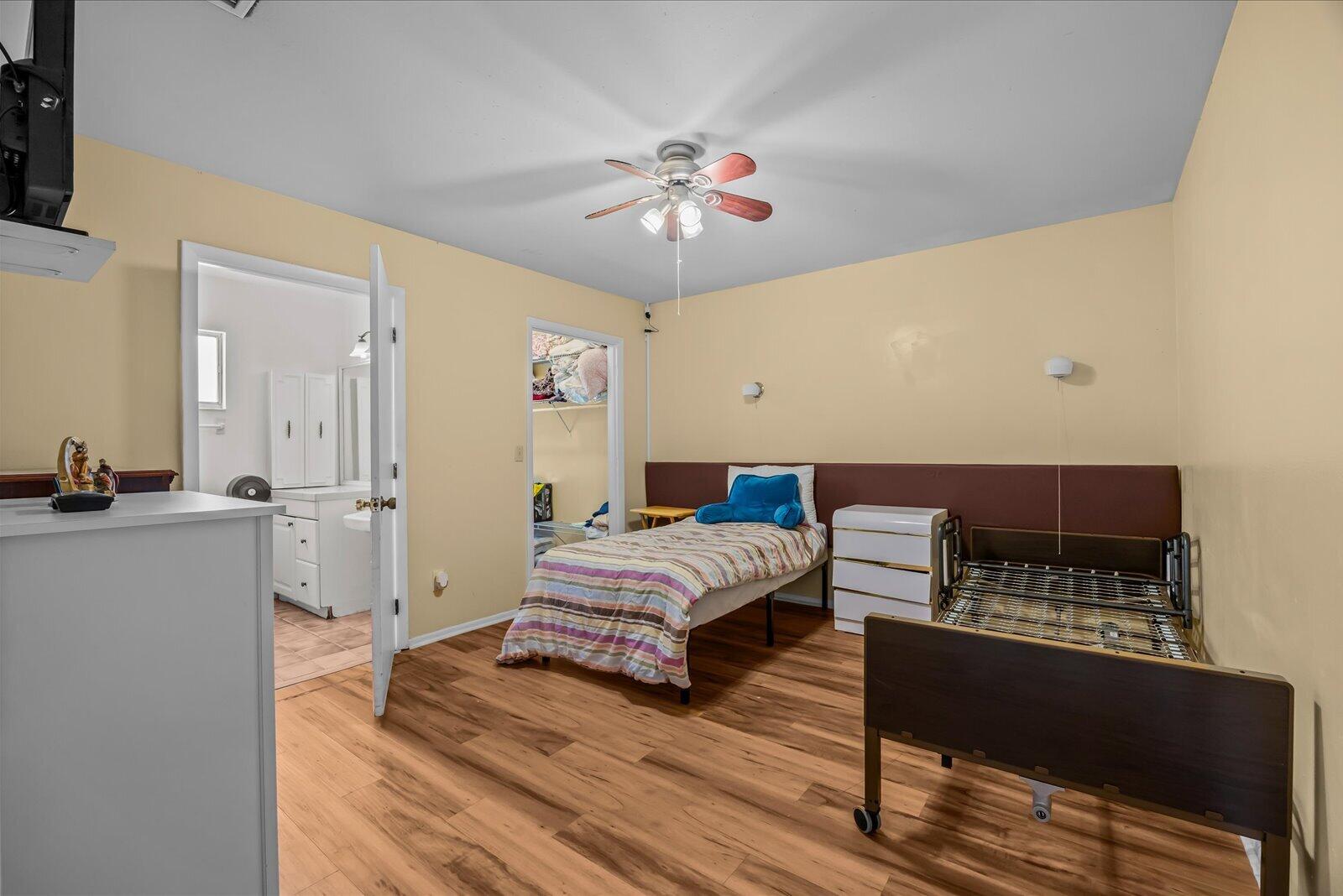PORT ST LUCIE SECTION 49 - Residential