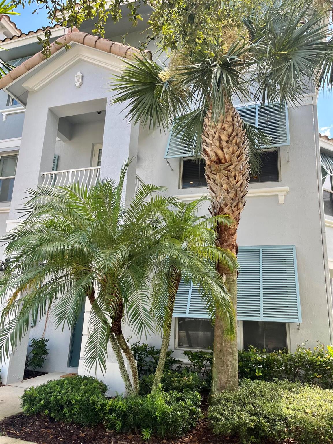 RENAISSANCE COMMONS PUD - Residential Lease