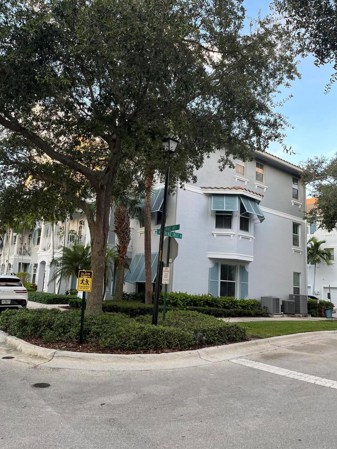 RENAISSANCE COMMONS PUD - Residential Lease