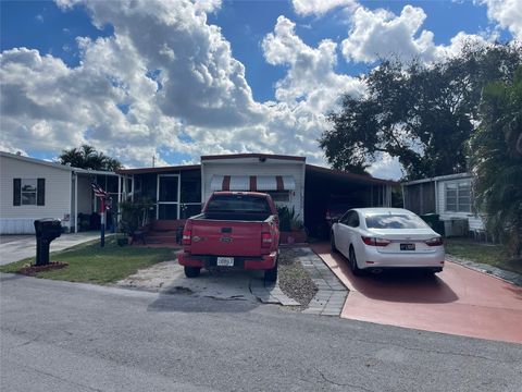 8620 SW 22nd St Davie FL 33324