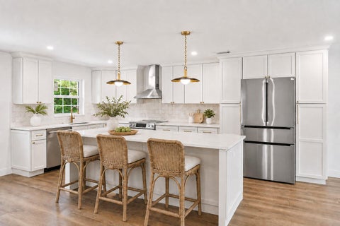 Photo of 109 E RIVERSIDE Drive, Jupiter, FL 33469 (MLS # B26064269)