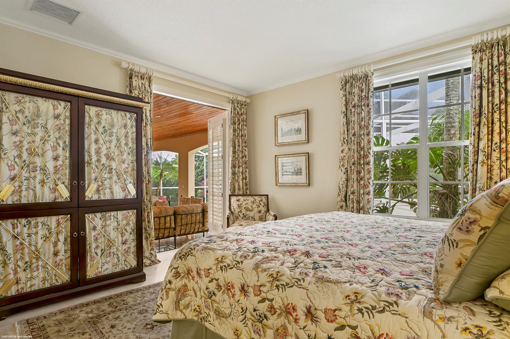 PALM BEACH POINT - Residential