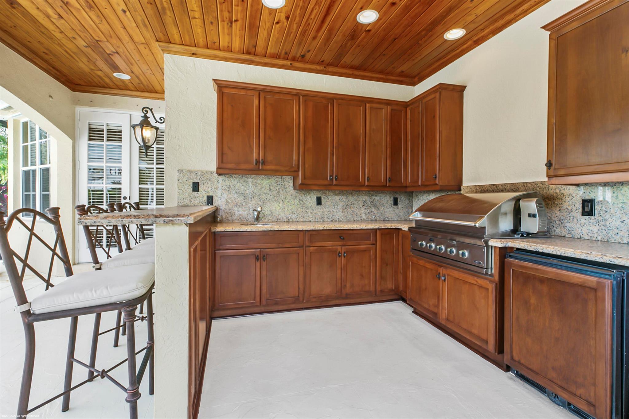 PALM BEACH POINT - Residential