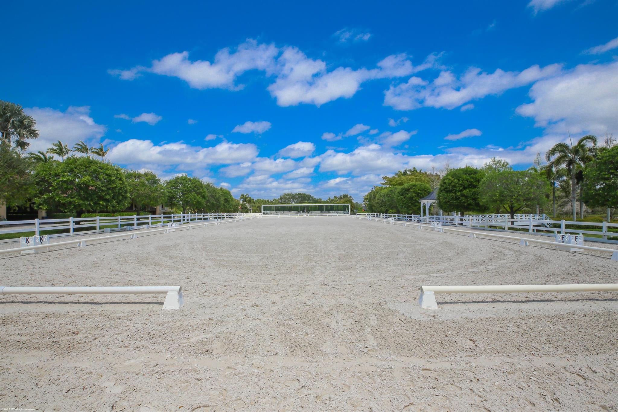 PALM BEACH POINT - Residential