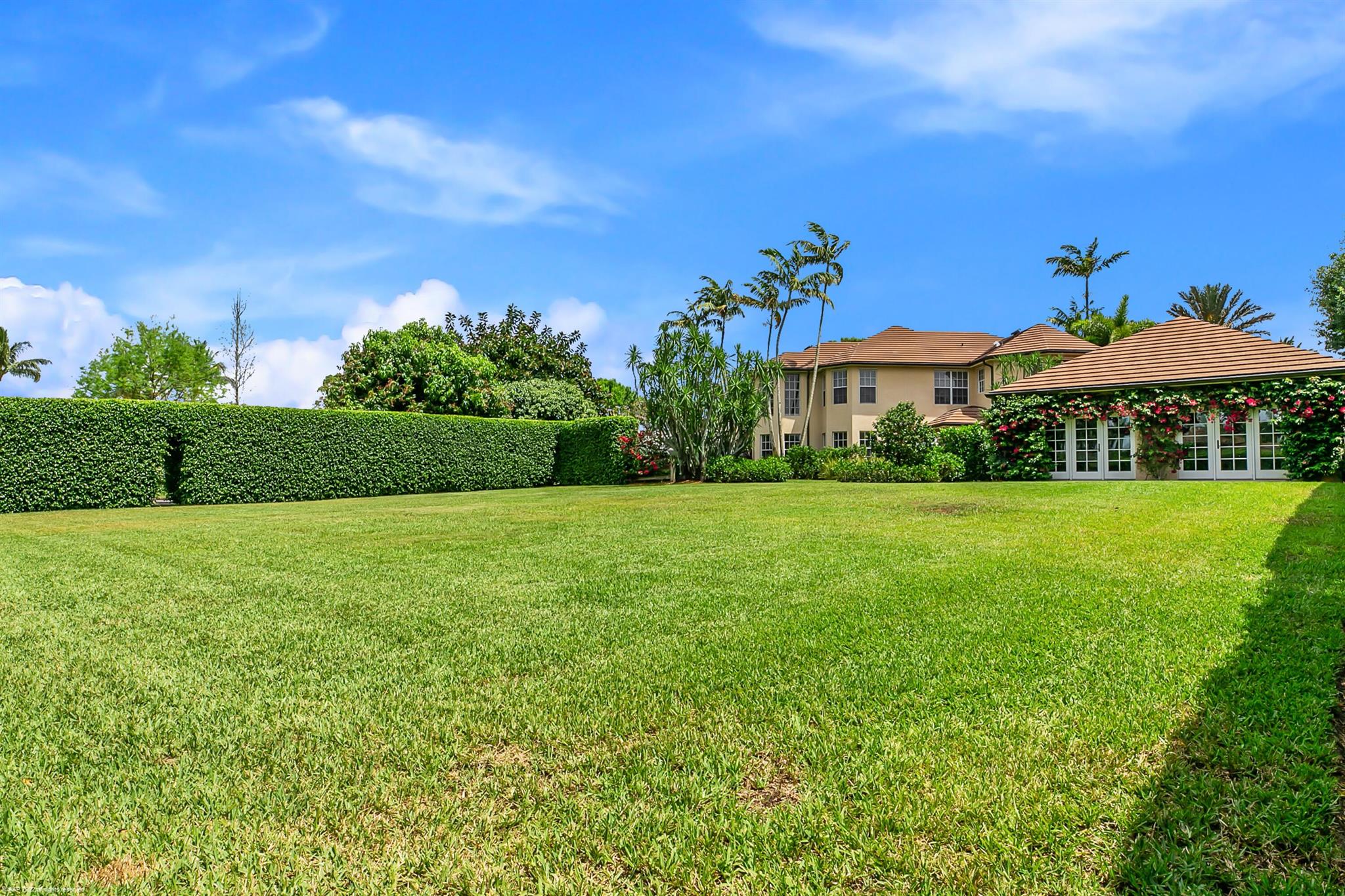 PALM BEACH POINT - Residential