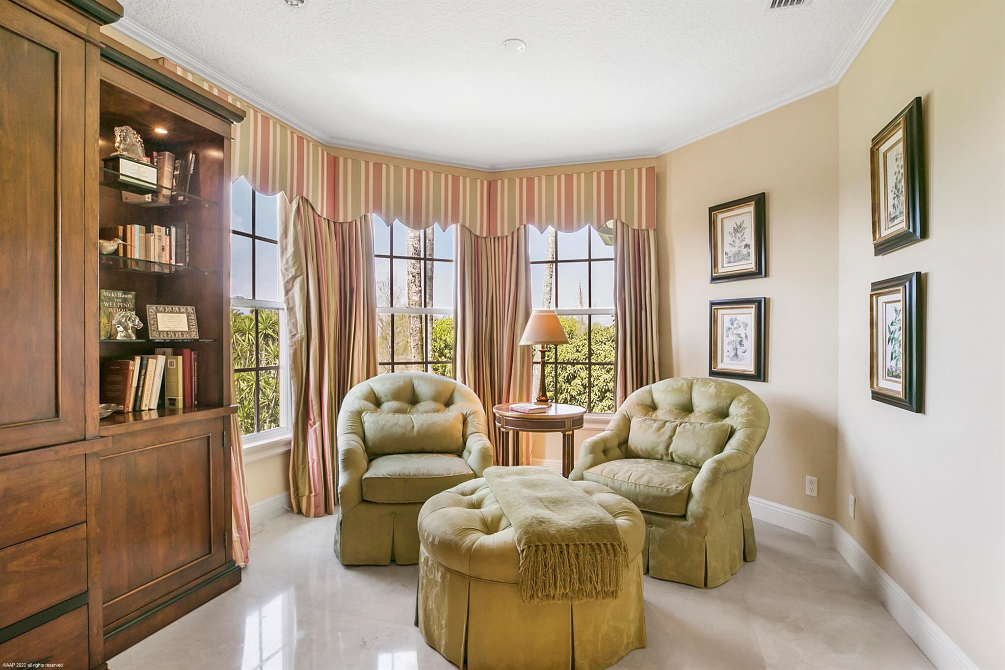 PALM BEACH POINT - Residential