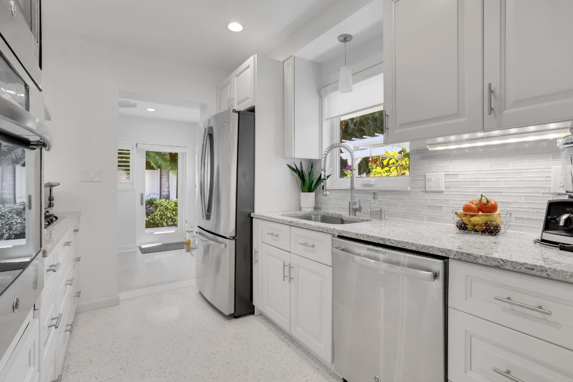 REIDS JOHN B VILLAGE - Residential