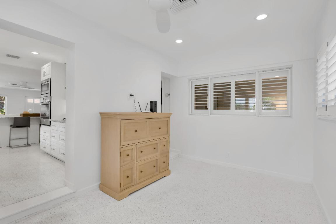 REIDS JOHN B VILLAGE - Residential