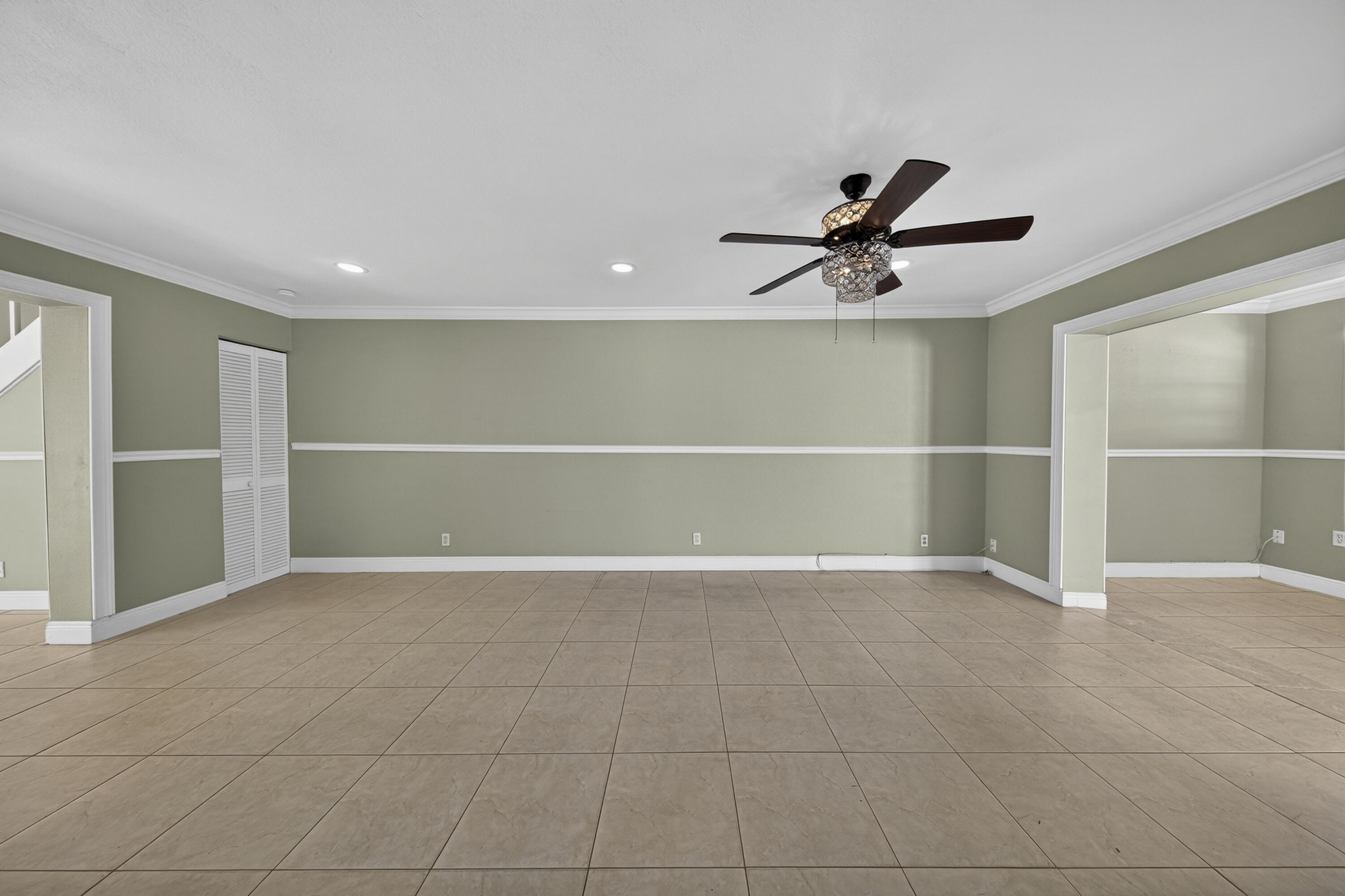 TOWNHOMES OF ORIOLE II - Residential