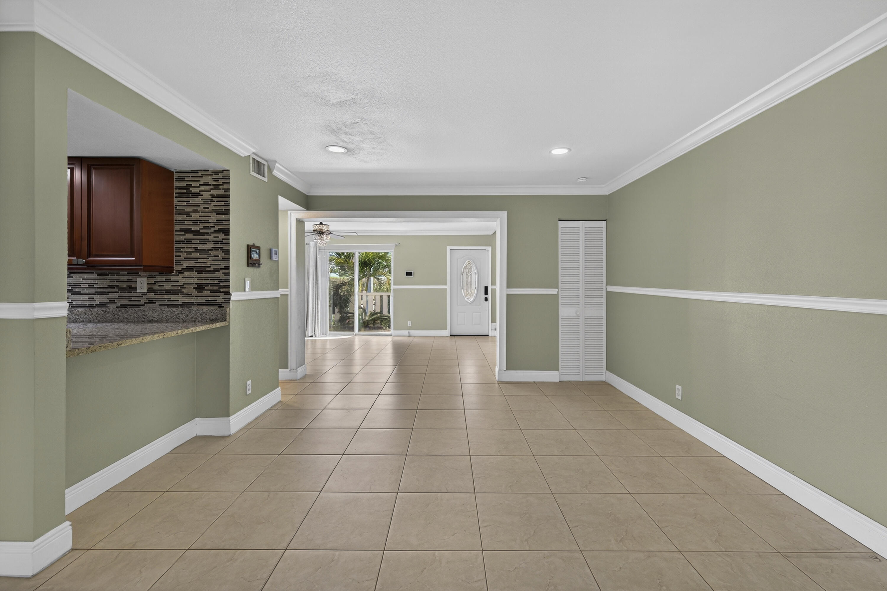 TOWNHOMES OF ORIOLE II - Residential