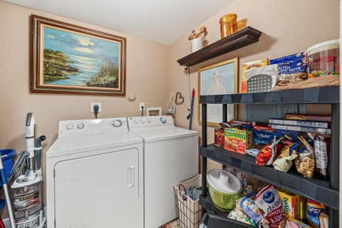 Tiny photo for 6529 Emerald Dunes Drive #106, Royal Palm Beach, FL 33411 (MLS # B26036791)