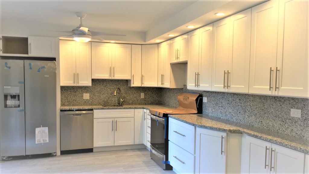 Photo of 2915 SW 22nd Circle #35c, Delray Beach, FL 33445 (MLS # R11158081)