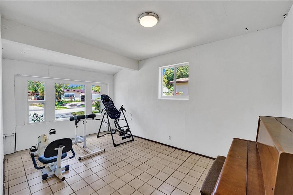 Hollywood Hills Amd 6-31 - Residential