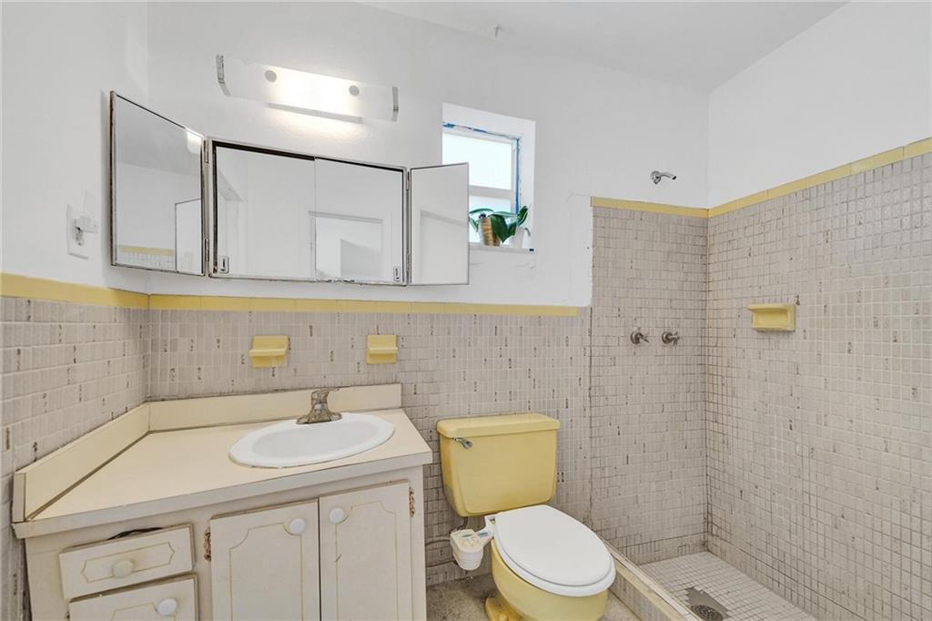Hollywood Hills Amd 6-31 - Residential