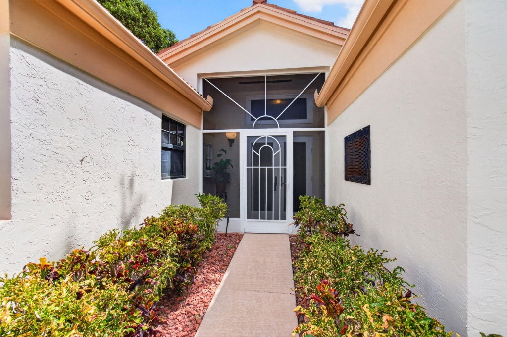 Photo of 4691 Yardarm Lane, Boynton Beach, FL 33436 (MLS # B26081305)