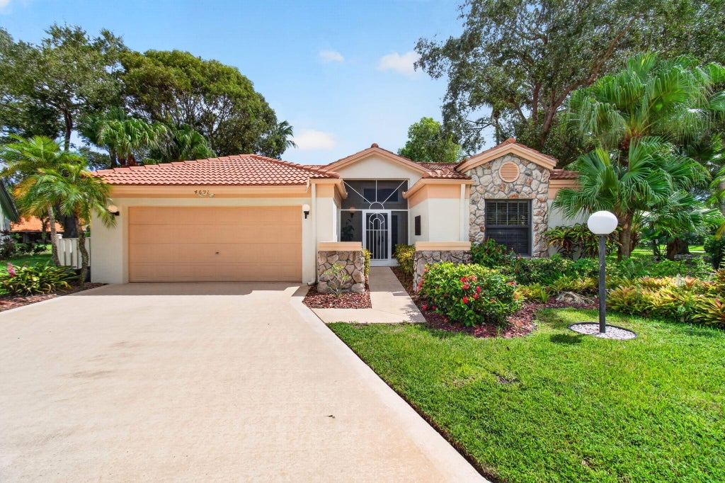 Photo of 4691 Yardarm Lane, Boynton Beach, FL 33436 (MLS # B26081305)