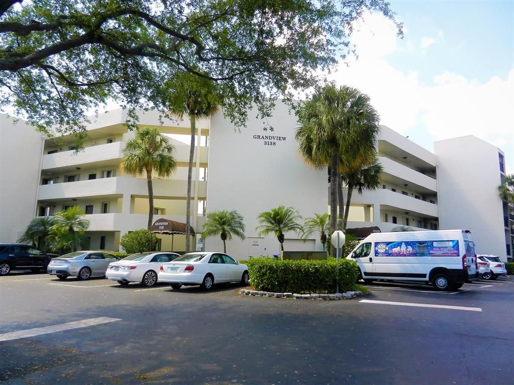 Photo of 3138 Via Poinciana #314, Lake Worth Beach, FL 33467 (MLS # R10873051)