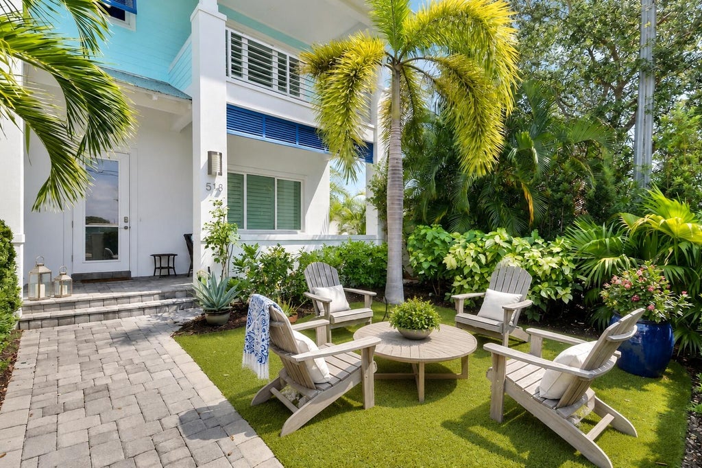 Photo of 513 SW Ocean Boulevard, Stuart, FL 34994 (MLS # B26069568)