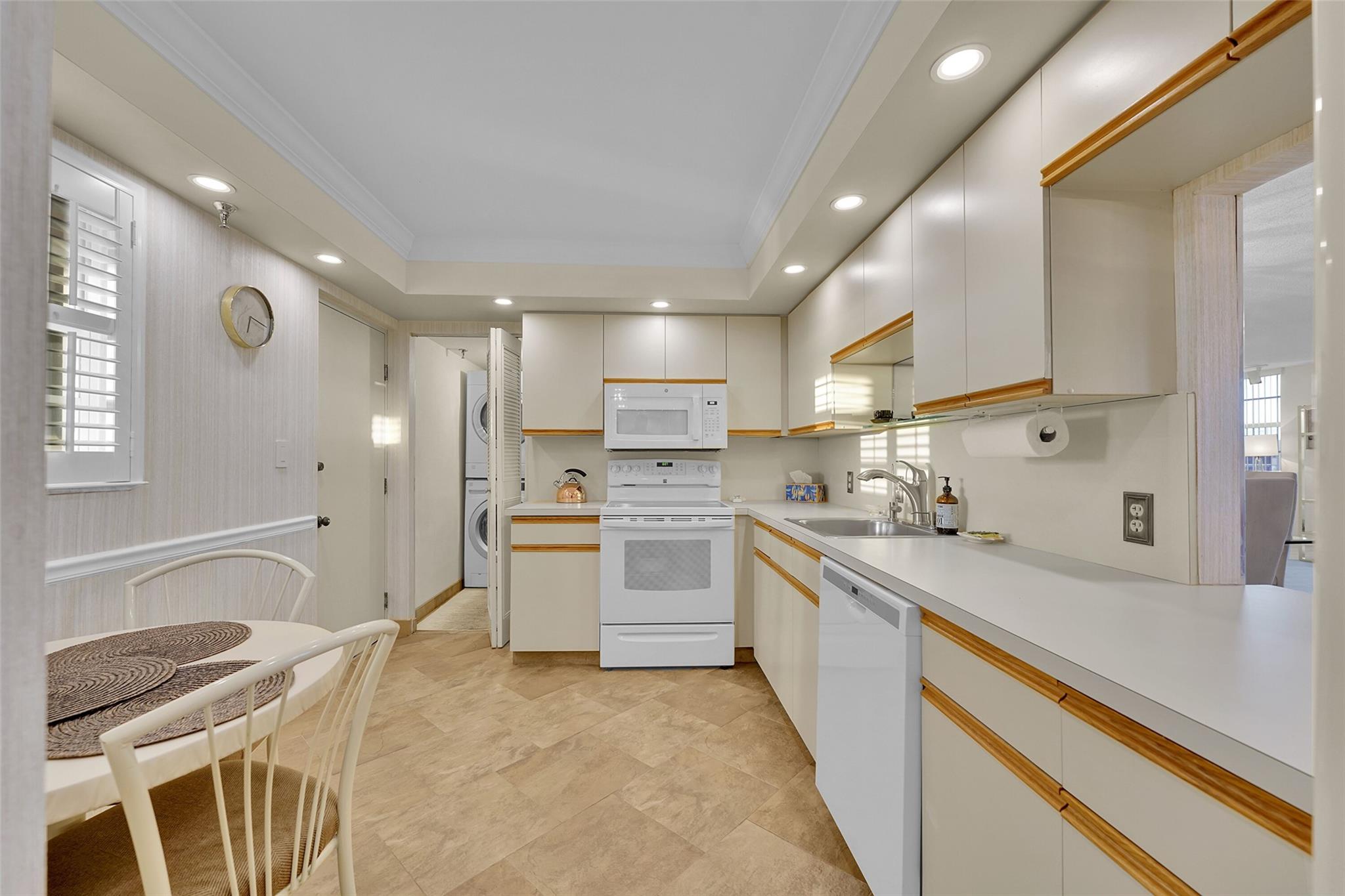 Boca Teeca Condo - Residential